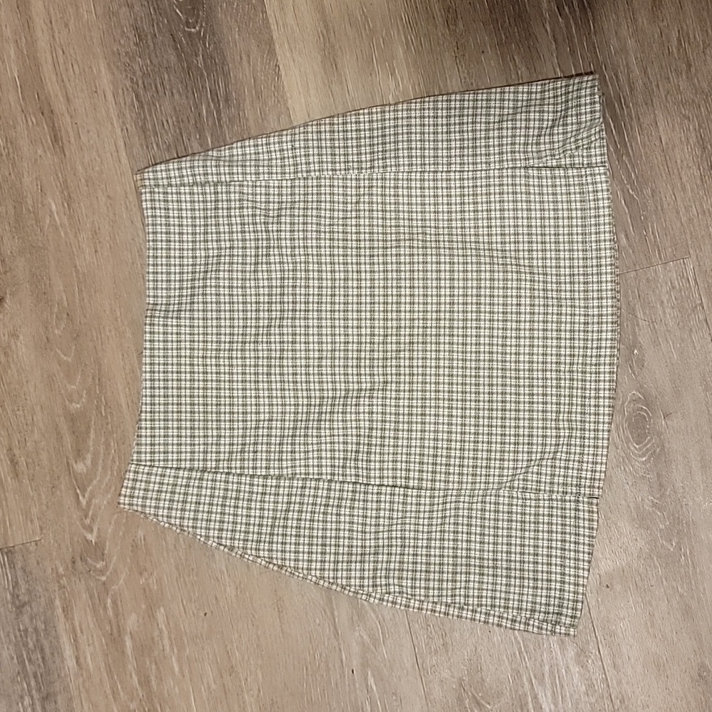 Brandy Melville skirt